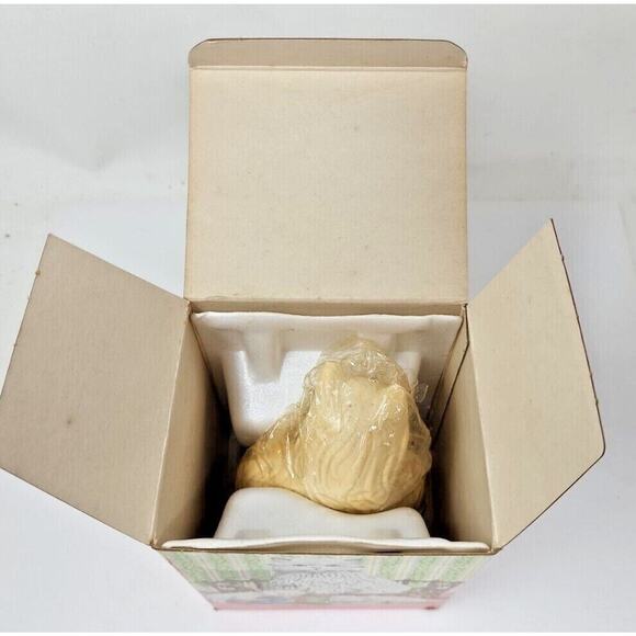 Vintage Avon Pampered Persian Cats Decorative Pomander NIB U95 - Picture 6 of 8